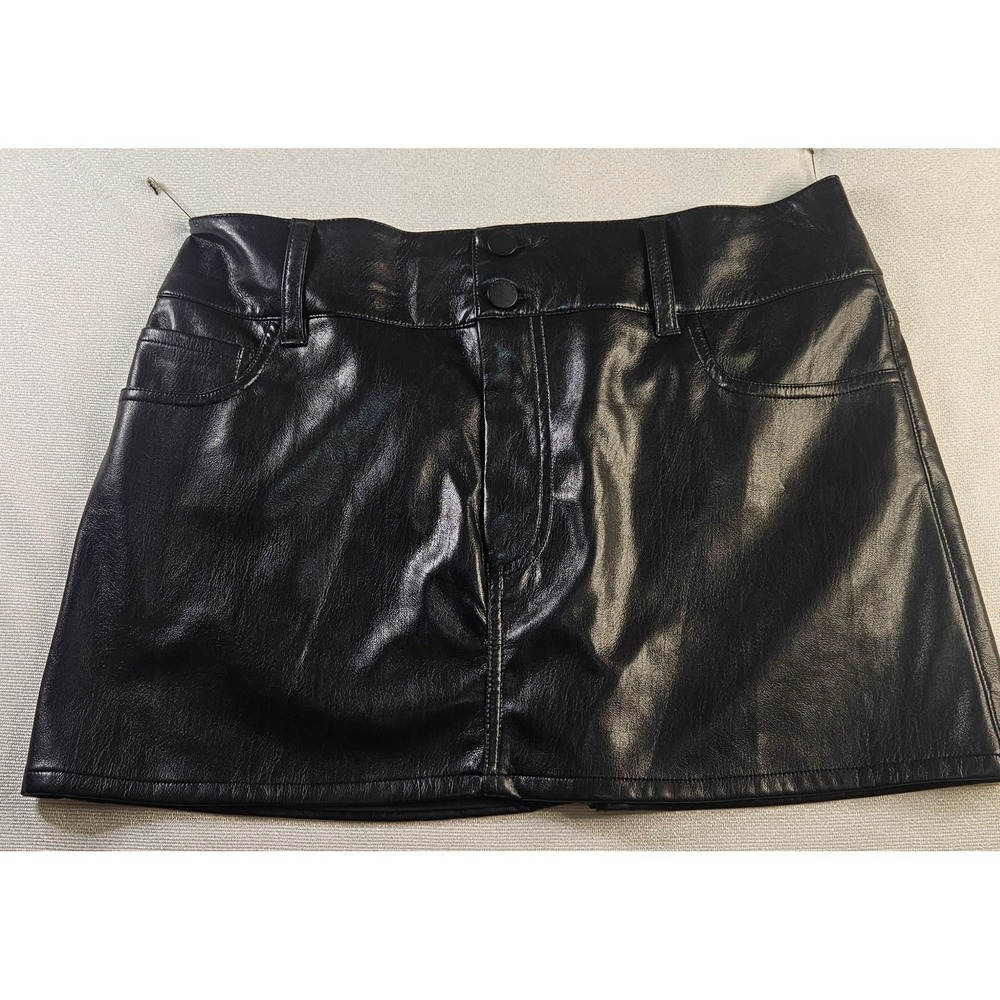 Alice + Olivia Black Vegan Leather Mini Skirt Size 12 Faux Leather Pocketed